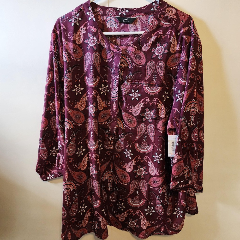 XL GNW top pink paisley long 3/4 sleeve scoop neck, pockets, half button up